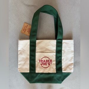 Trader Joe’s Green Mini Tote Bag NWT!